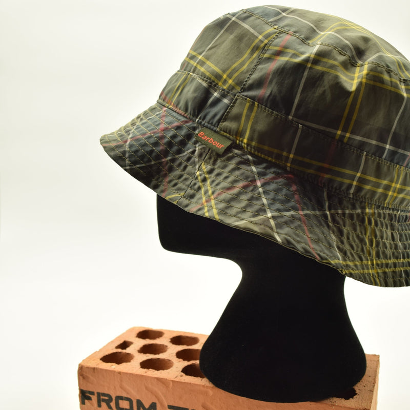 Barbour Vintage Reversible Tartan Bucket (ONE SIZE)