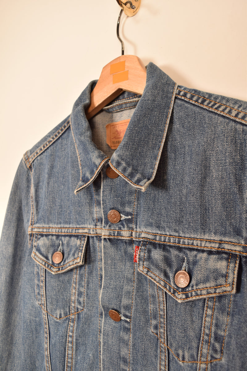 Levi's Vintage Woman Trucker Jacket (XS)